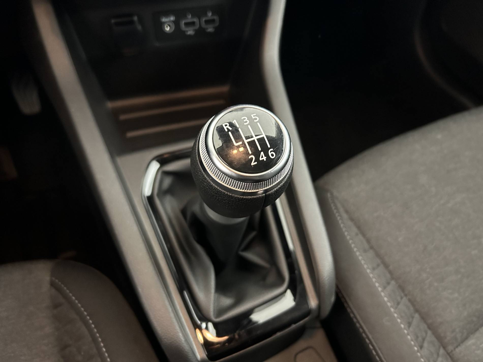 Vente en ligne Renault Clio 5 Clio TCe 90 au prix de 13 900 €