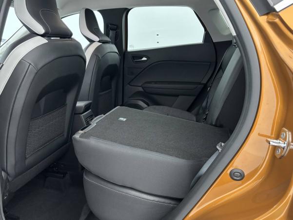 Vente en ligne Renault Captur  TCe 130 EDC FAP au prix de 17 900 €