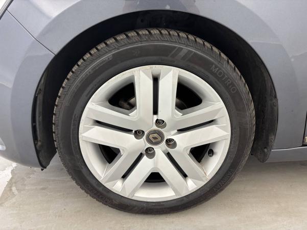 Vente en ligne Renault Clio 5 Clio TCe 100 au prix de 12 590 €
