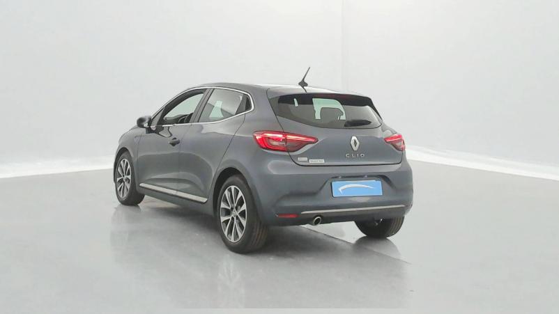 Vente en ligne Renault Clio 5 Clio TCe 90 - 21 au prix de 15 490 €