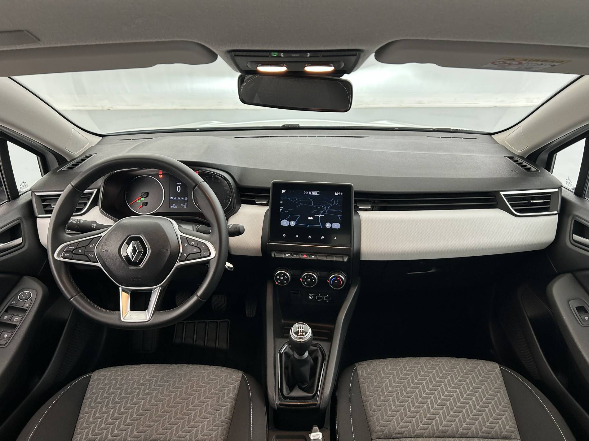 Vente en ligne Renault Clio 5 Clio Blue dCi 100 au prix de 13 950 €