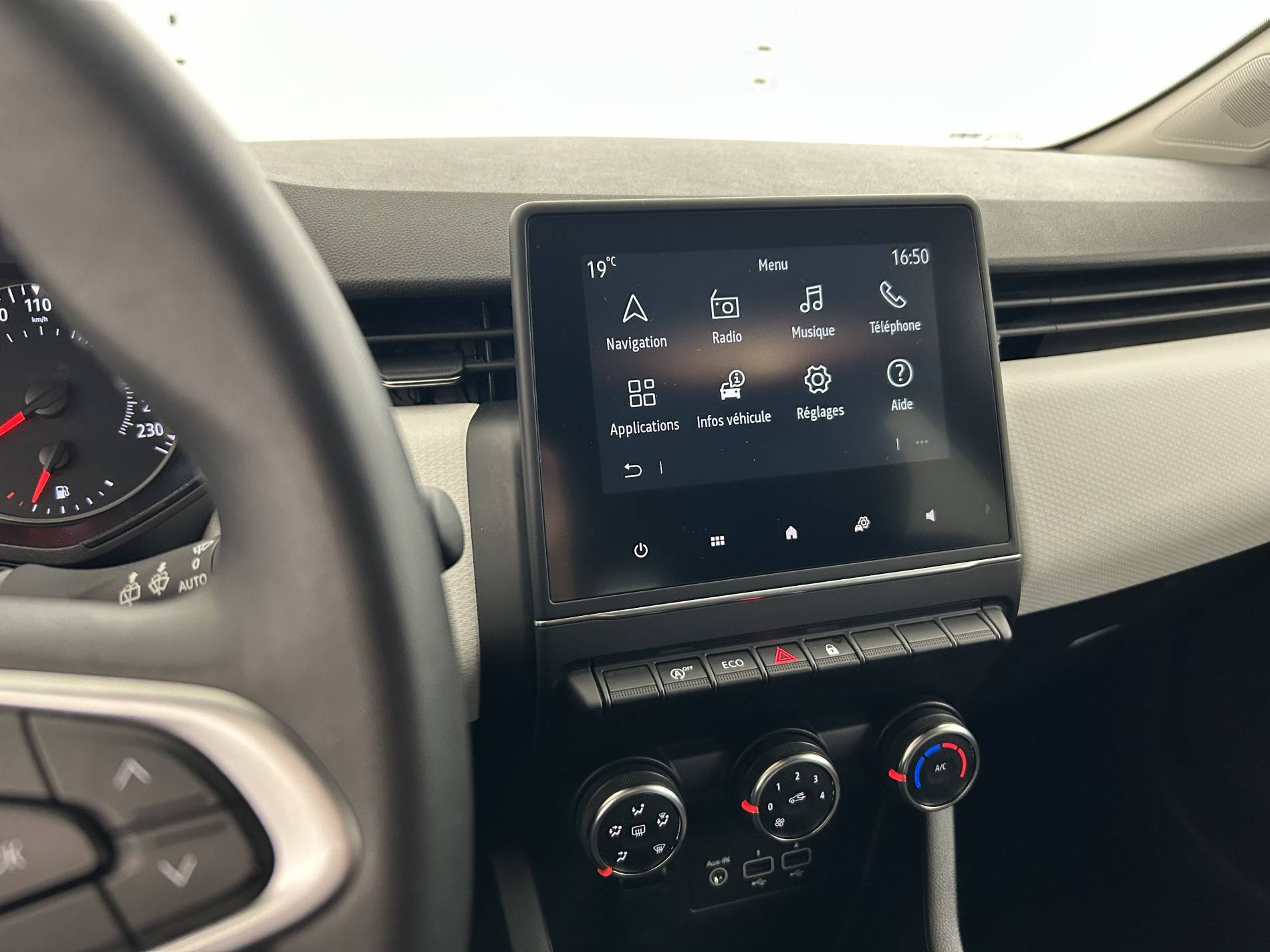 Vente en ligne Renault Clio 5 Clio Blue dCi 100 au prix de 13 950 €