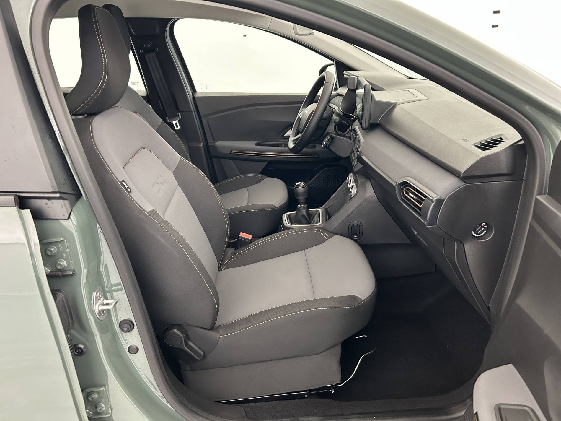 Vente en ligne Dacia Sandero 3  ECO-G 100 GSR2 au prix de 17 900 €