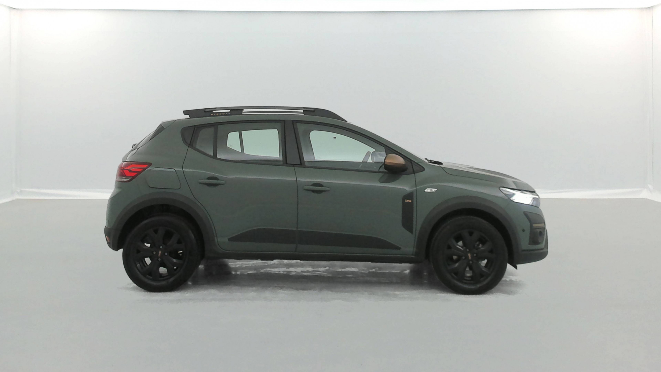 Vente en ligne Dacia Sandero 3  ECO-G 100 GSR2 au prix de 17 900 €