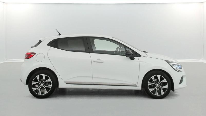Vente en ligne Renault Clio 5 Clio TCe 90 au prix de 15 700 €