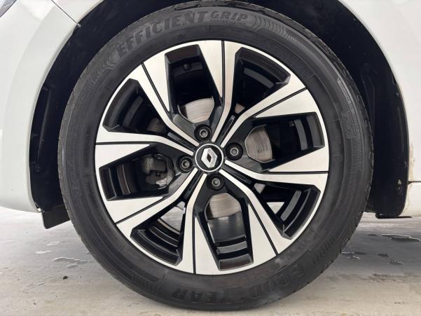 Vente en ligne Renault Clio 5 Clio TCe 90 au prix de 15 700 €