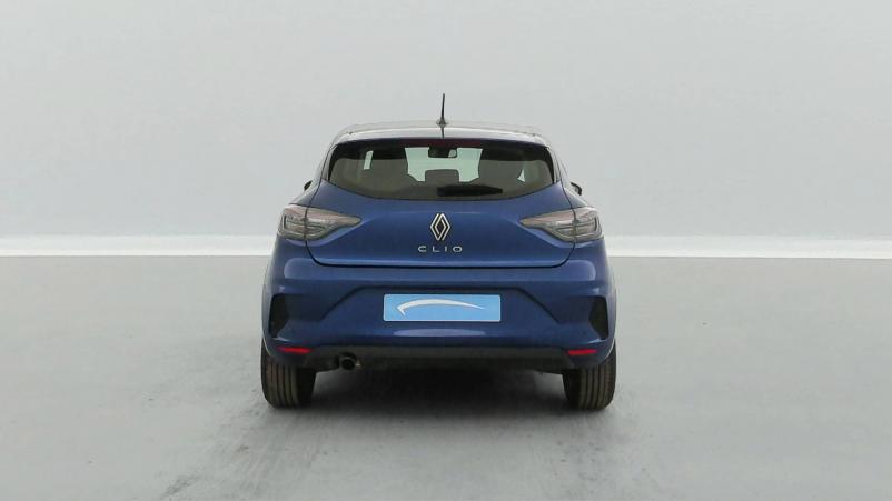 Vente en ligne Renault Clio 5 Clio TCe 90 au prix de 17 300 €