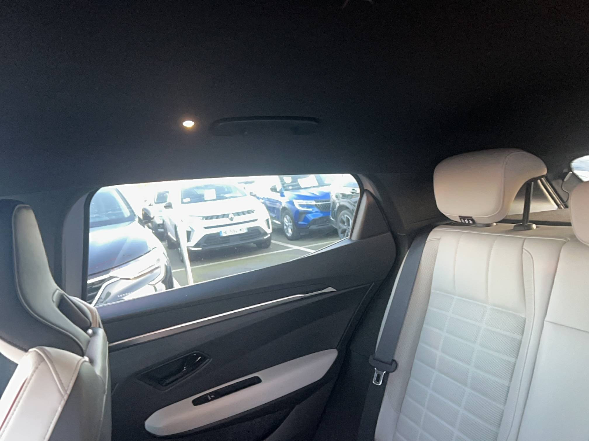 Vente en ligne Renault Megane E-Tech  EV60 220 ch super charge au prix de 23 500 €