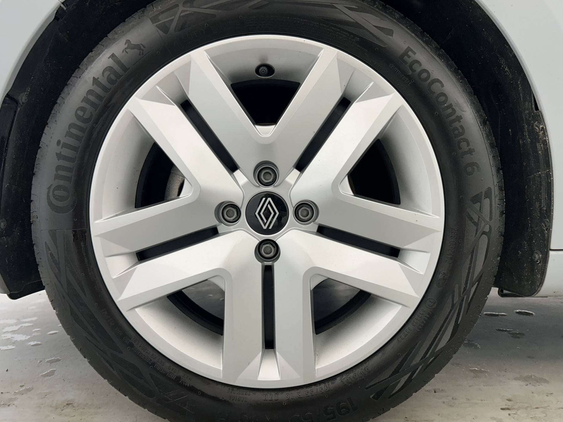 Vente en ligne Renault Clio 5 Clio TCe 90 ch GSR2 au prix de 15 800 €