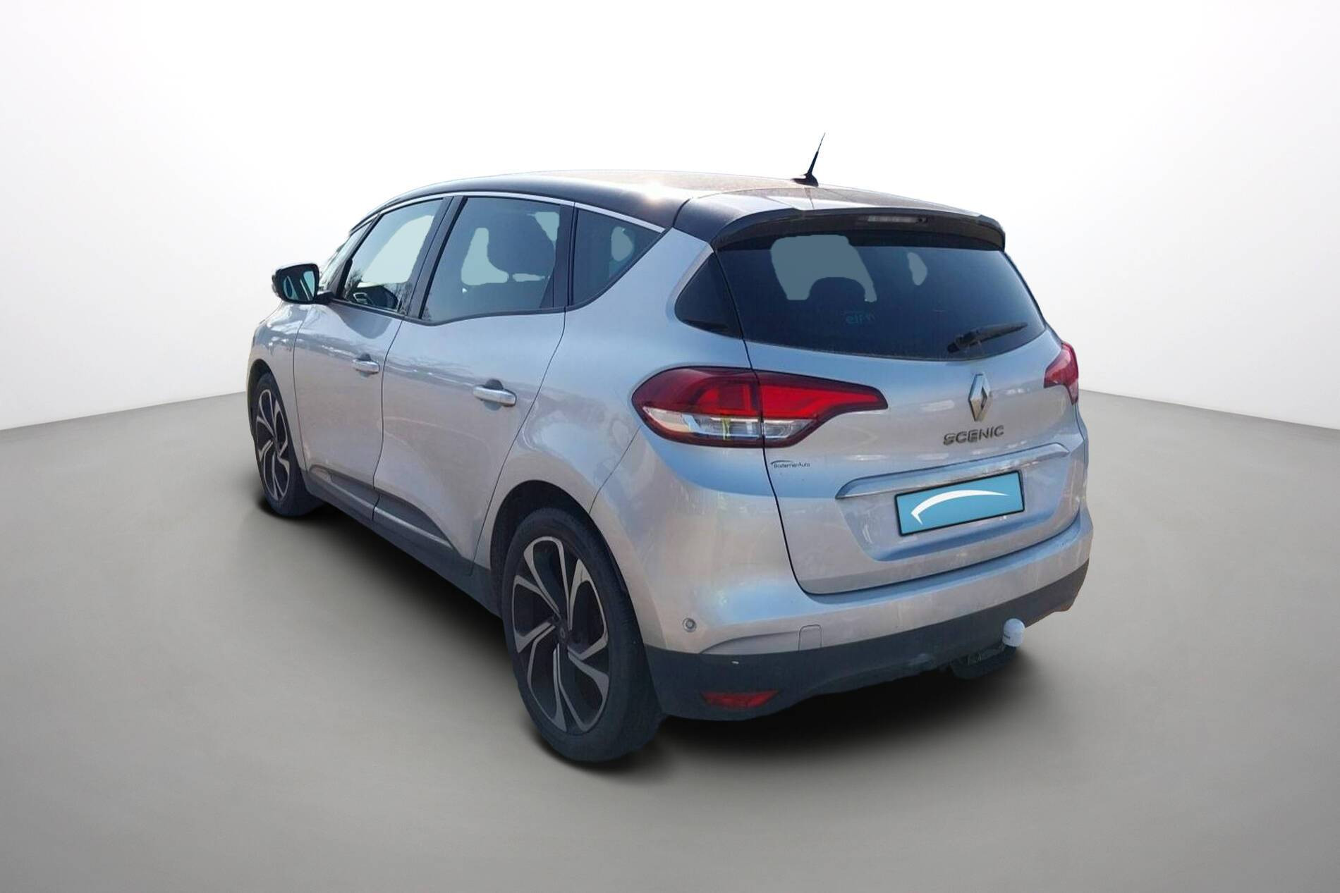 Vente en ligne Renault Scenic 4 Scenic TCe 140 Energy EDC au prix de 15 000 €