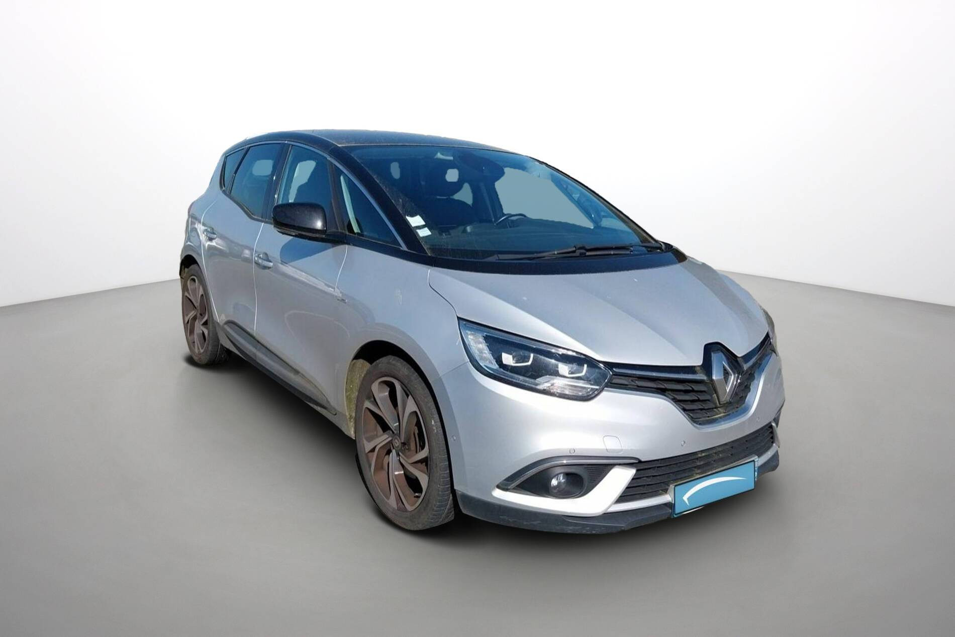 Vente en ligne Renault Scenic 4 Scenic TCe 140 Energy EDC au prix de 15 000 €
