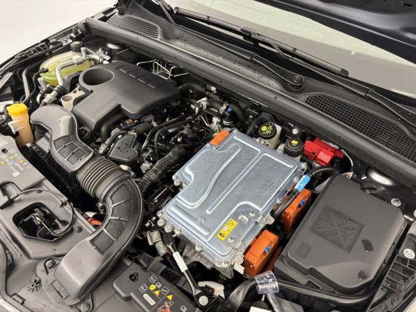 Vente en ligne Renault Clio 5 Clio E-Tech full hybrid 145 au prix de 19 990 €