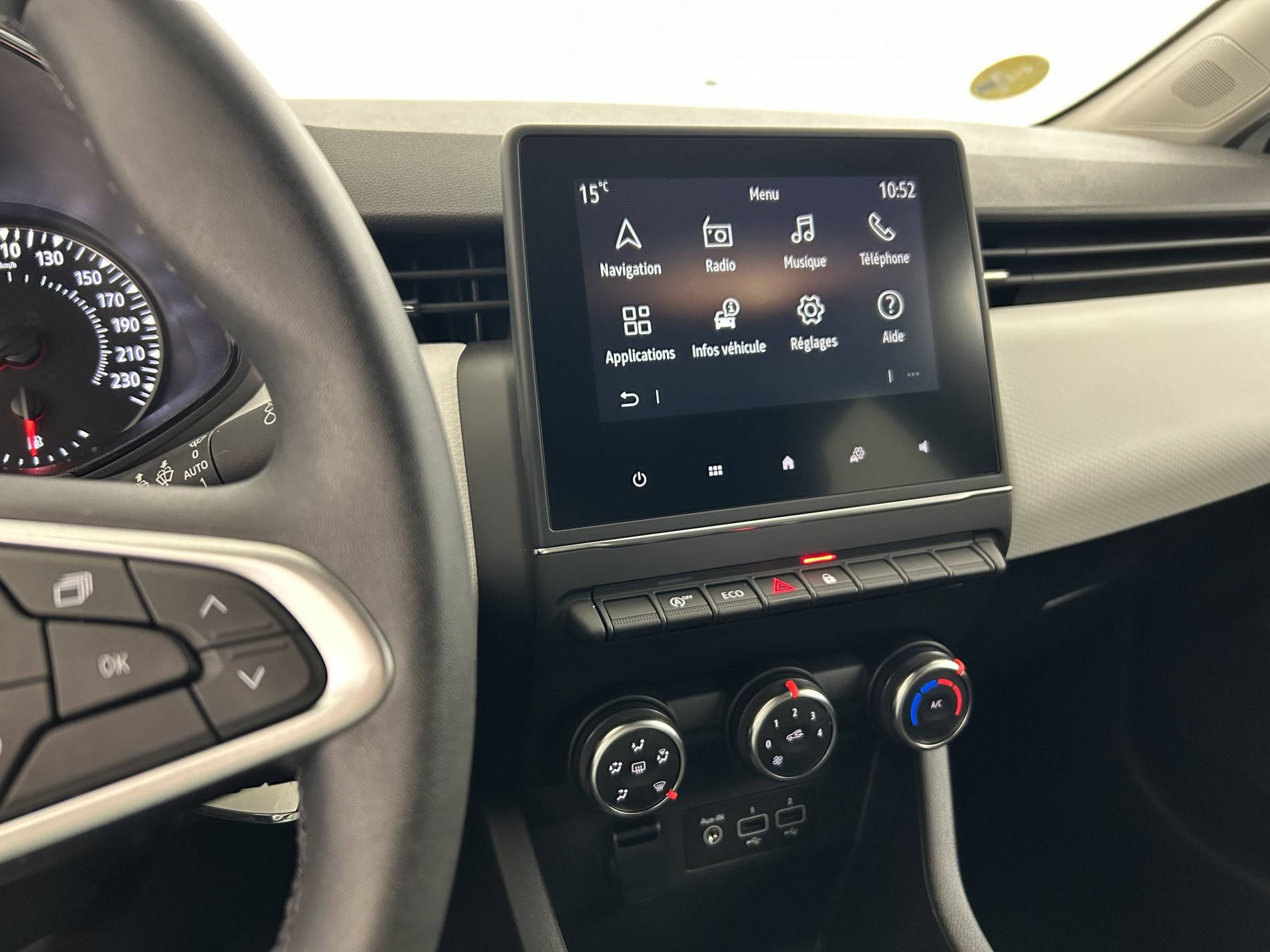 Vente en ligne Renault Clio 5 Clio Blue dCi 100 au prix de 15 500 €