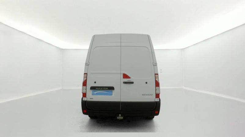 Vente en ligne Renault Master 3 Fourgon MASTER FGN TRAC F3300 L2H2 BLUE DCI 135 au prix de 28 900 €