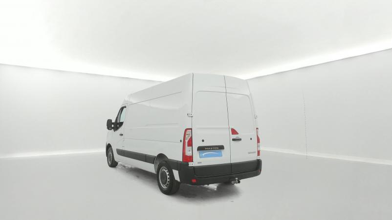 Vente en ligne Renault Master 3 Fourgon MASTER FGN TRAC F3300 L2H2 BLUE DCI 135 au prix de 28 900 €