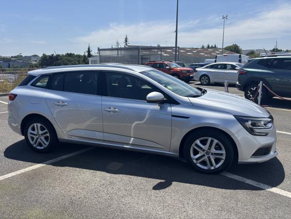Vente en ligne Renault Megane 4 Estate Mégane IV Estate Blue dCi 115 au prix de 16 990 €