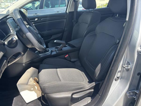 Vente en ligne Renault Megane 4 Estate Mégane IV Estate Blue dCi 115 au prix de 16 990 €