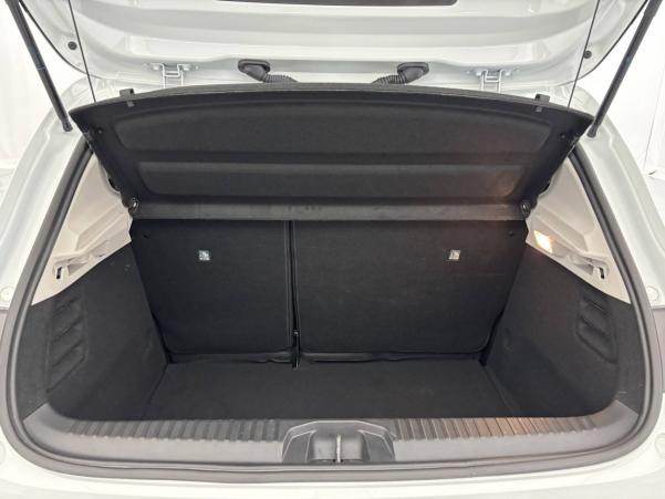 Vente en ligne Renault Clio 5 Clio TCe 90 - 21N au prix de 13 490 €