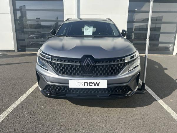 Vente en ligne Renault Nouveau Espace Espace E-Tech hybrid 200 au prix de 43 990 €