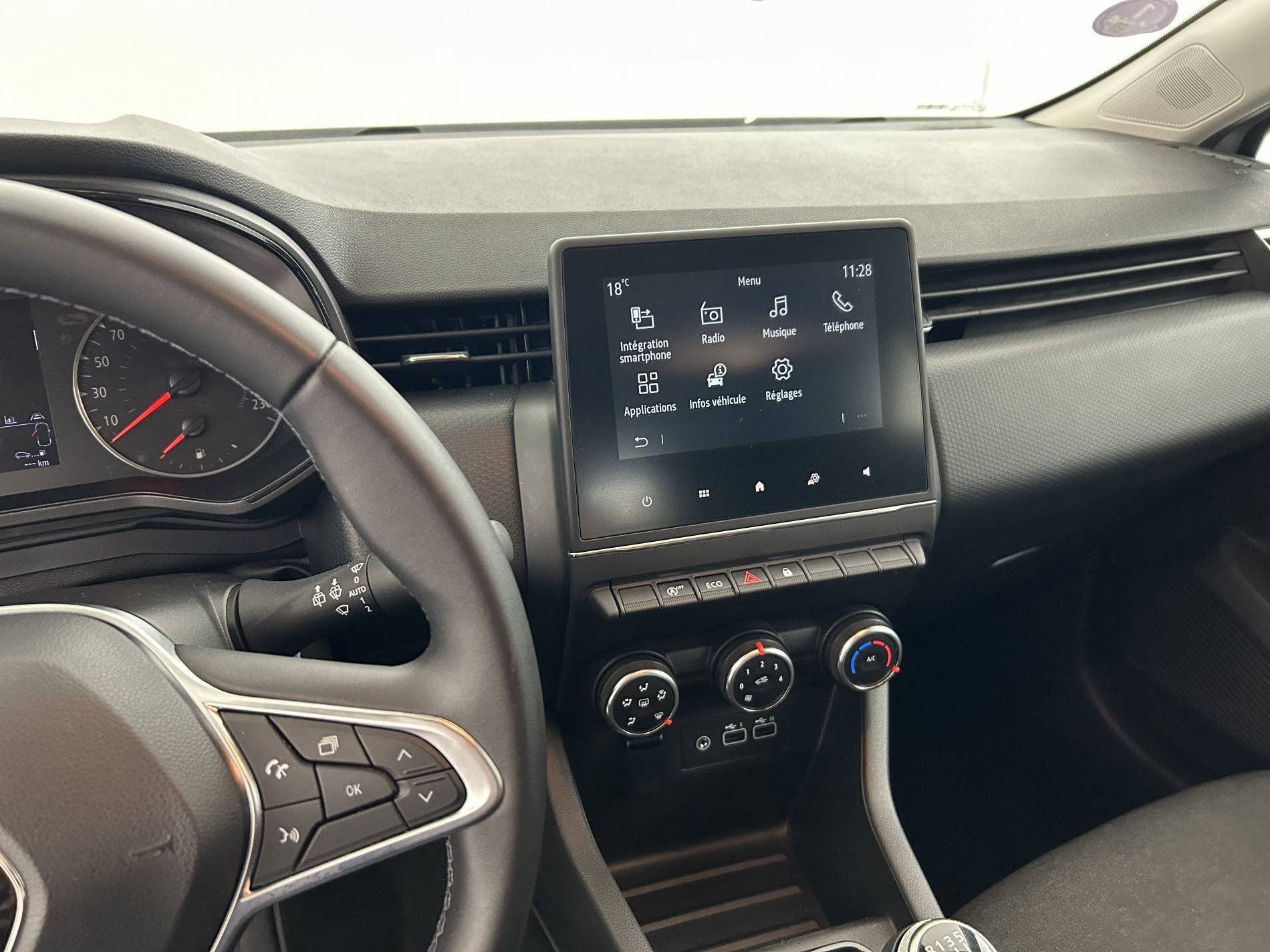 Vente en ligne Renault Clio 5 Clio TCe 90 au prix de 14 350 €