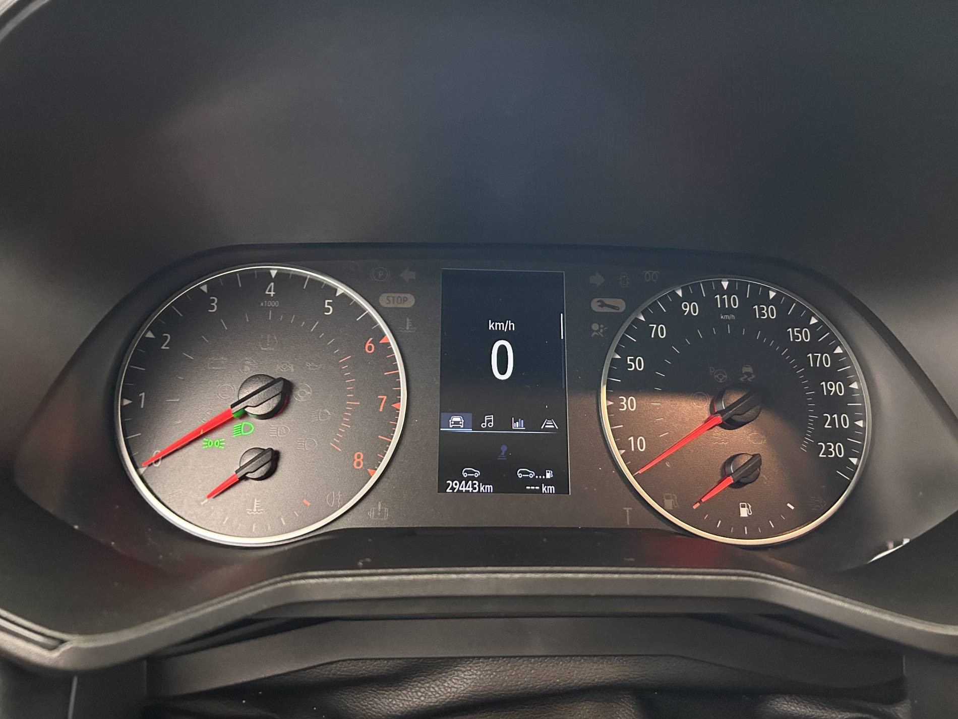 Vente en ligne Renault Clio 5 Clio TCe 90 au prix de 14 350 €