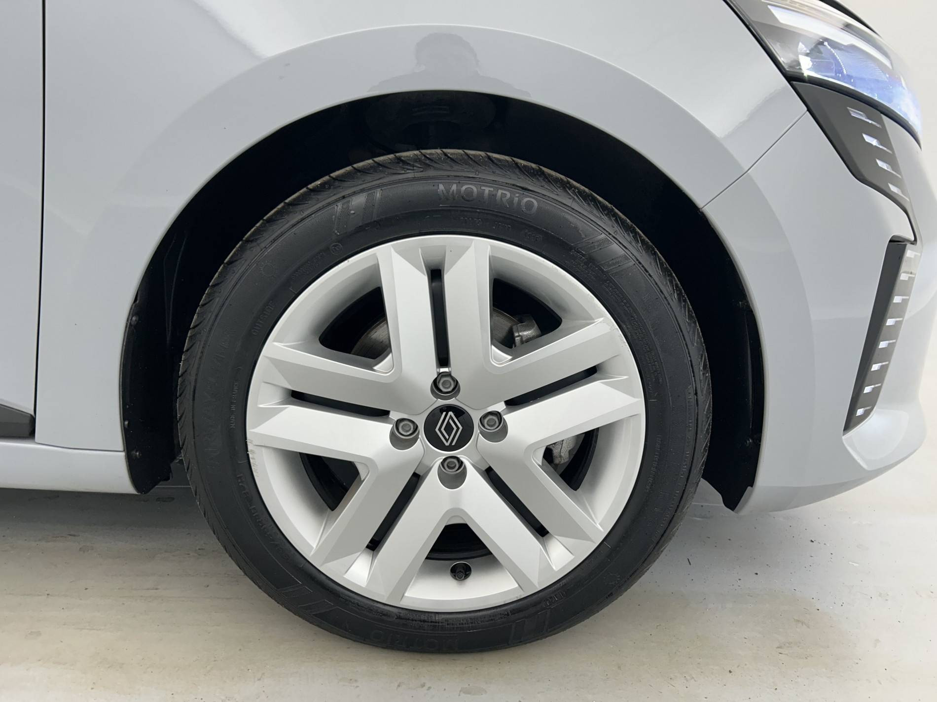 Vente en ligne Renault Clio 5 Clio E-Tech full hybrid 145 ch GSR2 au prix de 20 000 €