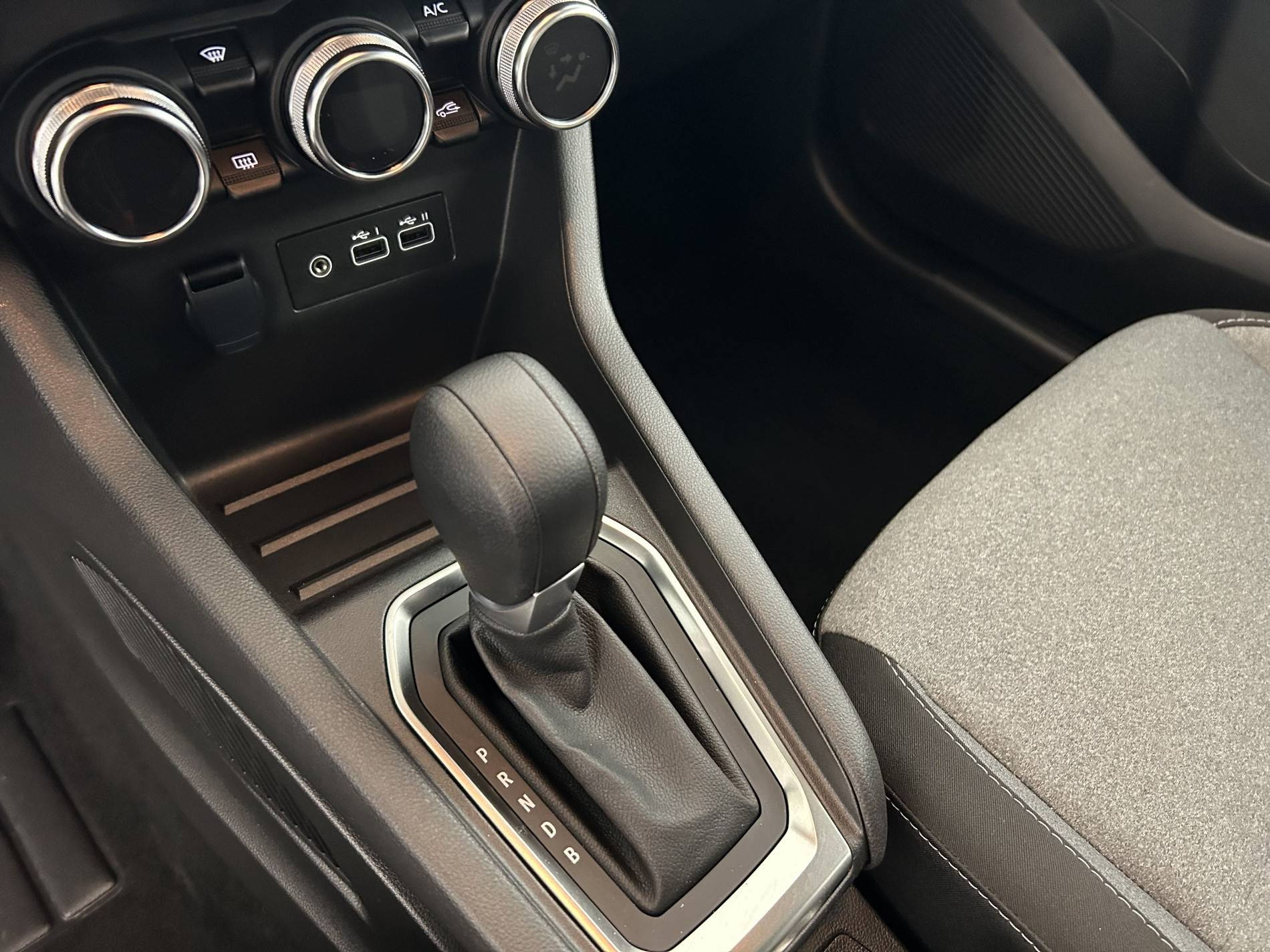 Vente en ligne Renault Clio 5 Clio E-Tech full hybrid 145 ch GSR2 au prix de 20 000 €