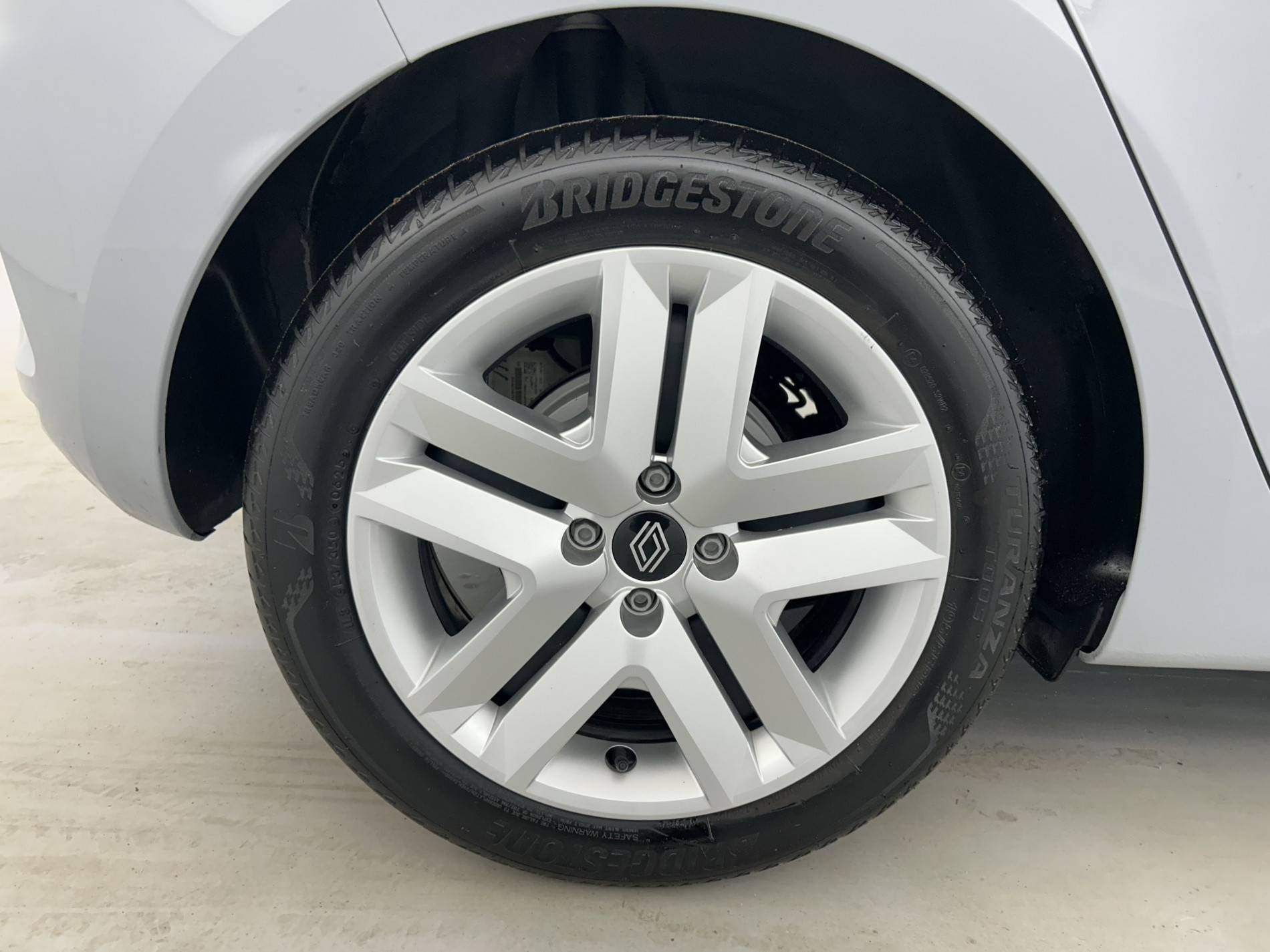 Vente en ligne Renault Clio 5 Clio E-Tech full hybrid 145 ch GSR2 au prix de 20 000 €