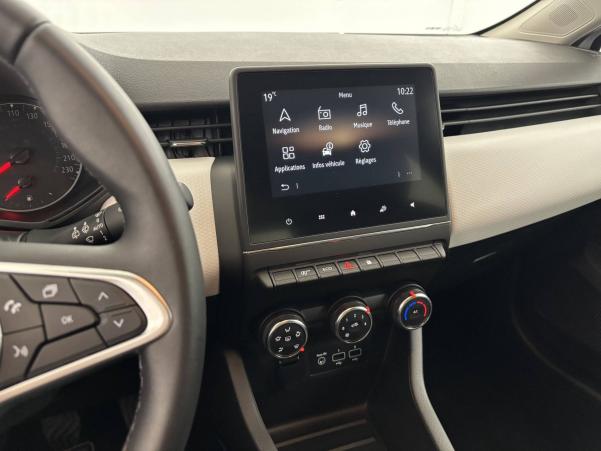 Vente en ligne Renault Clio 5 Clio TCe 90 au prix de 15 700 €