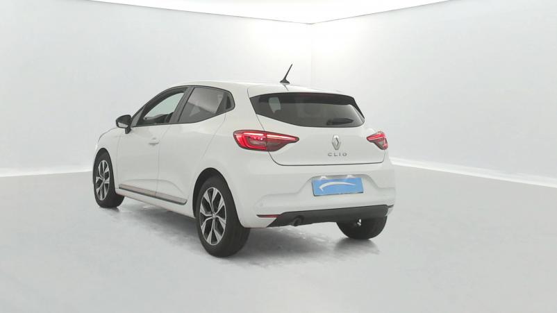 Vente en ligne Renault Clio 5 Clio TCe 90 au prix de 15 700 €