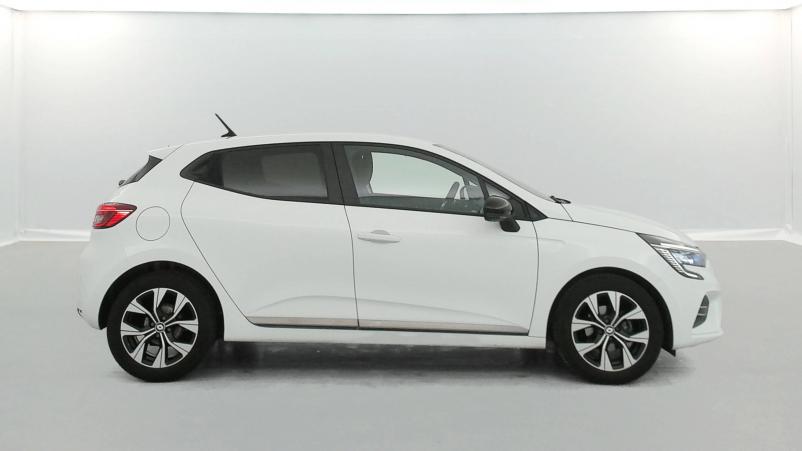 Vente en ligne Renault Clio 5 Clio TCe 90 au prix de 15 700 €