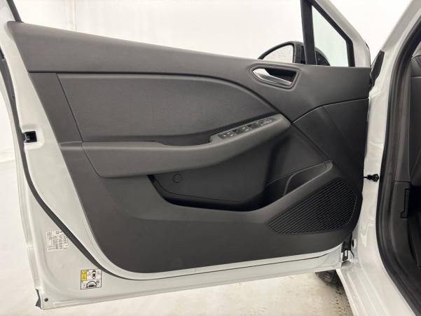 Vente en ligne Renault Clio 5 Clio TCe 90 au prix de 15 700 €