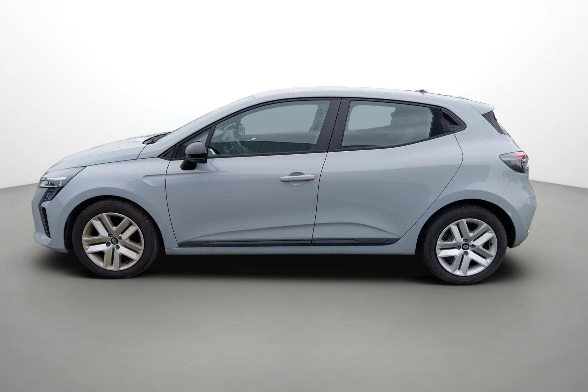 Vente en ligne Renault Clio 5 Clio TCe 90 ch GSR2 au prix de 15 500 €