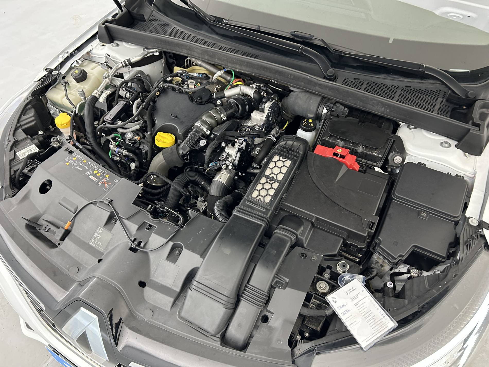 Vente en ligne Renault Megane 4 Estate  Blue dCi 115 EDC au prix de 15 200 €