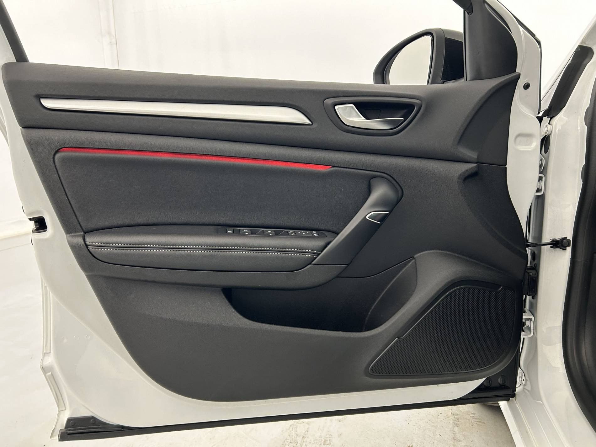 Vente en ligne Renault Megane 4 Estate  Blue dCi 115 EDC au prix de 15 200 €