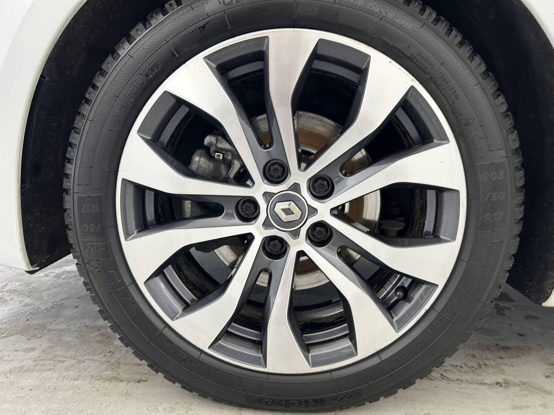 Vente en ligne Renault Megane 4 Estate  Blue dCi 115 EDC au prix de 15 200 €