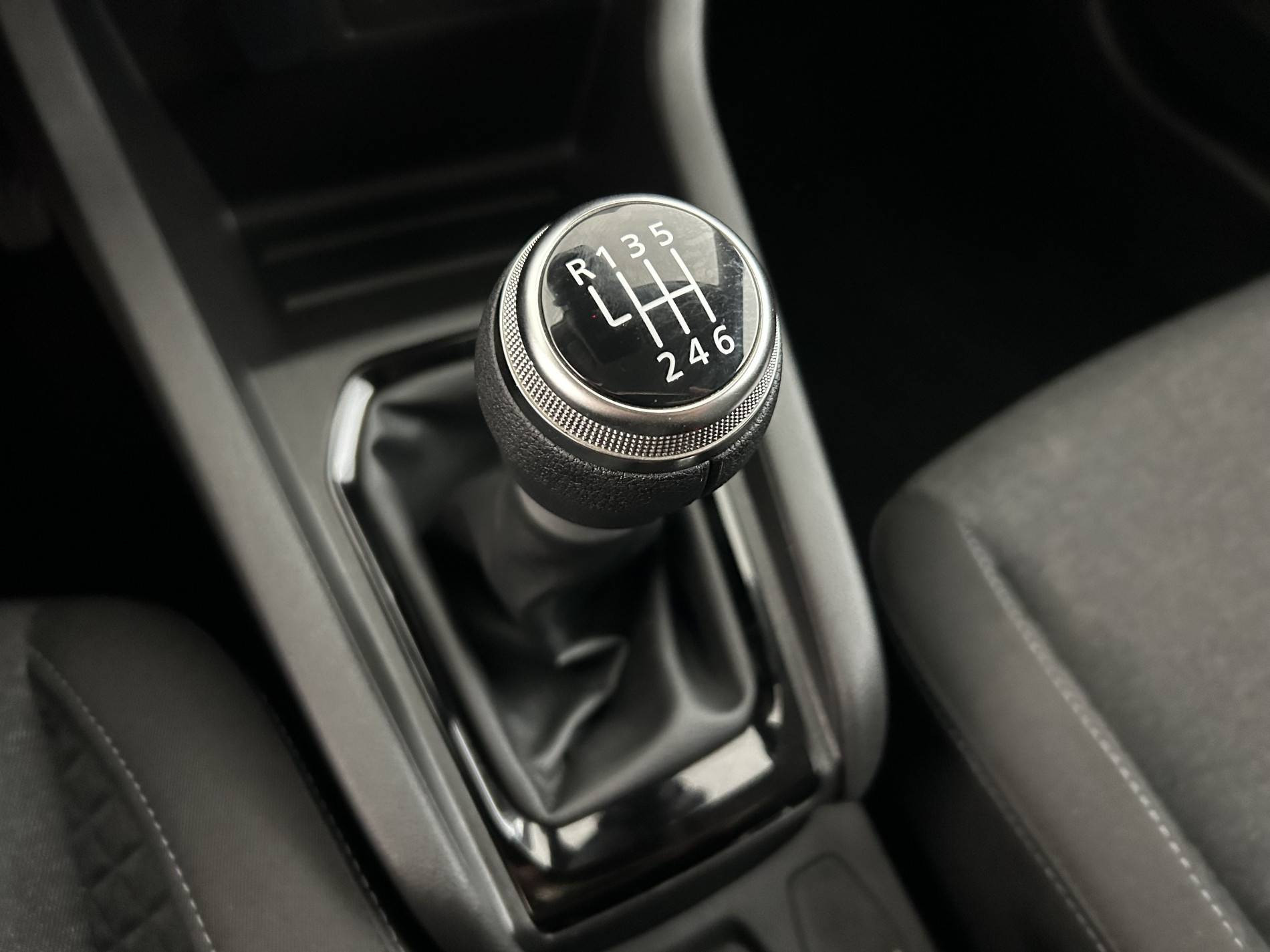 Vente en ligne Renault Clio 5 Clio TCe 90 au prix de 14 350 €