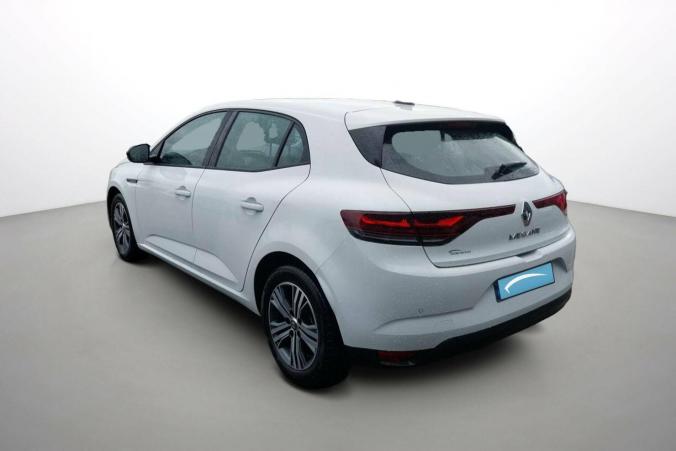Vente en ligne Renault Megane 4  Blue dCi 115 EDC au prix de 22 100 €