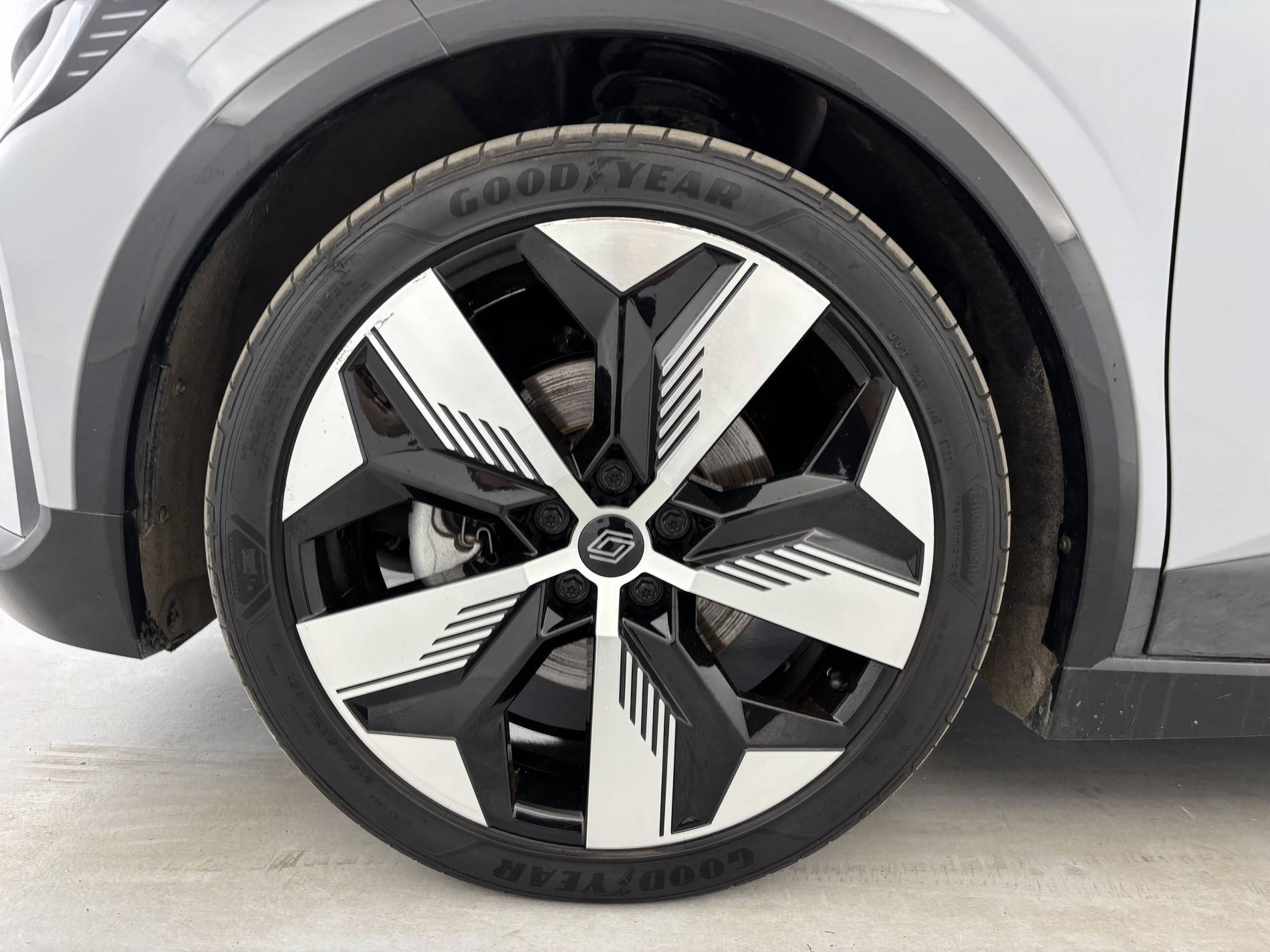 Vente en ligne Renault Megane E-Tech  EV60 220 ch super charge au prix de 23 250 €