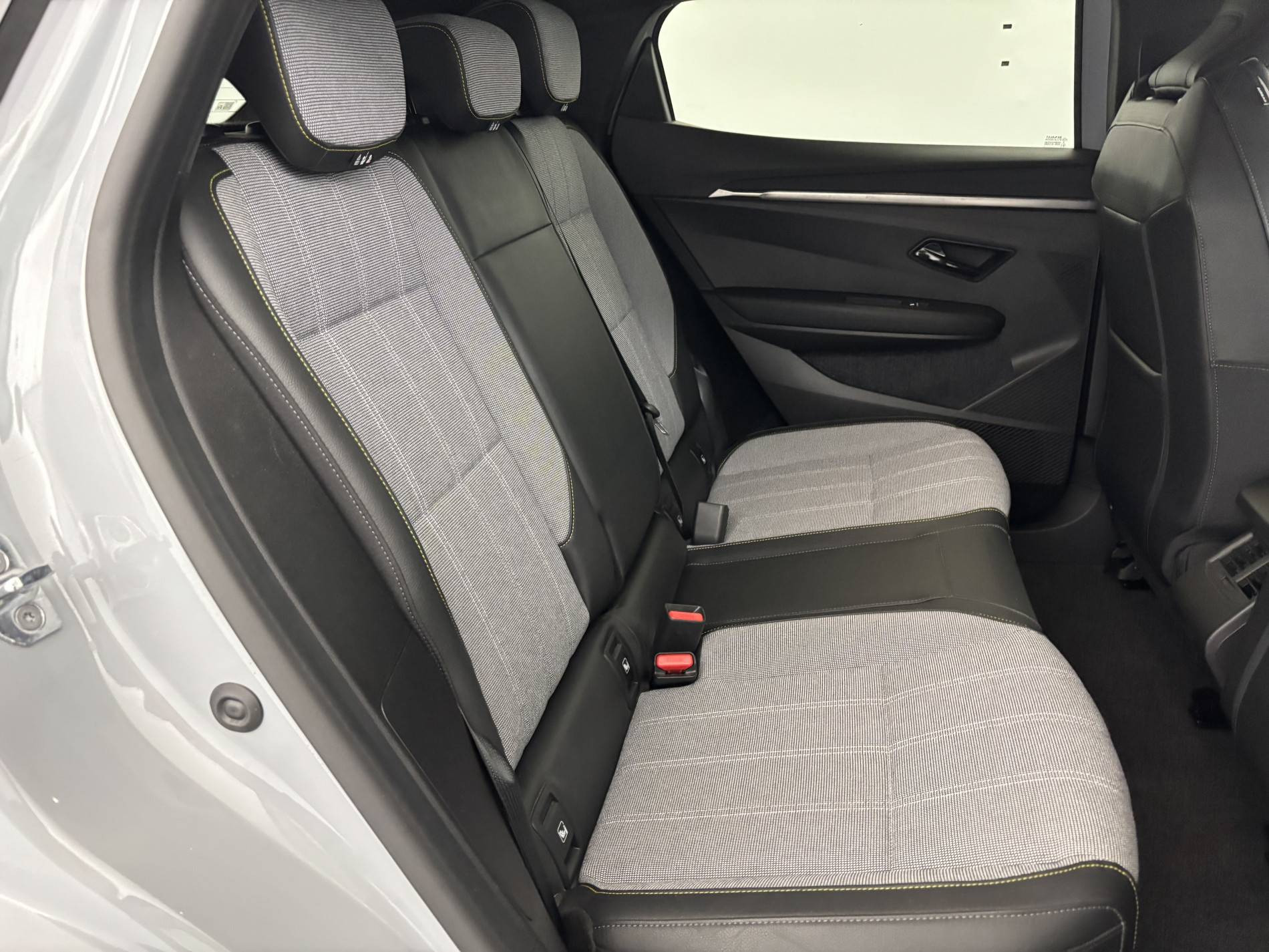 Vente en ligne Renault Megane E-Tech  EV60 220 ch super charge au prix de 23 250 €