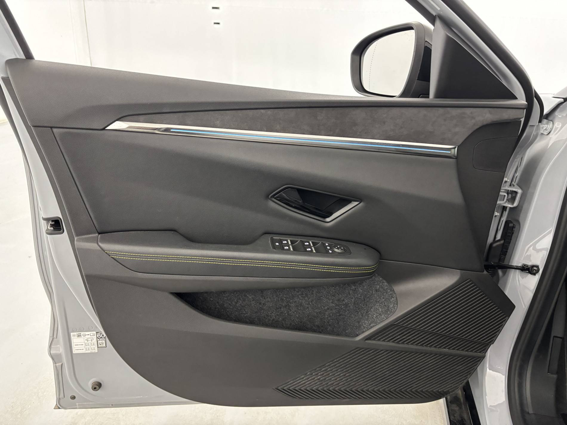 Vente en ligne Renault Megane E-Tech  EV60 220 ch super charge au prix de 23 250 €