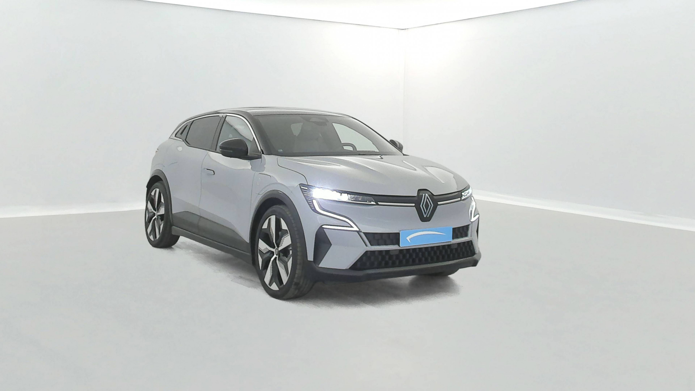 Vente en ligne Renault Megane E-Tech  EV60 220 ch super charge au prix de 23 250 €