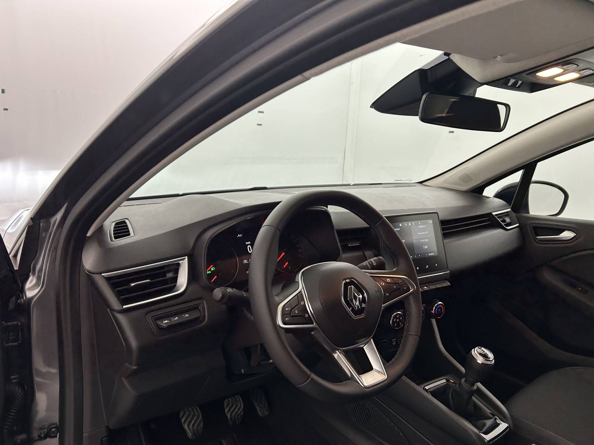 Vente en ligne Renault Clio 5 Clio TCe 90 au prix de 14 100 €