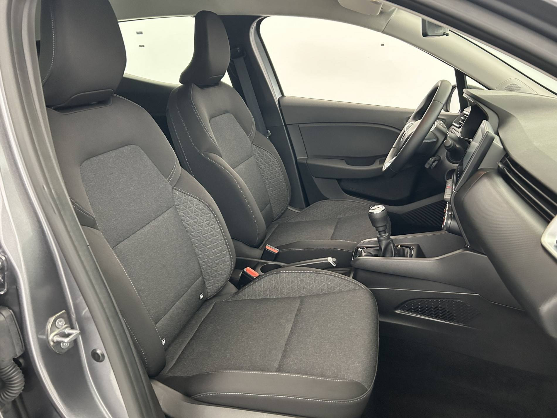 Vente en ligne Renault Clio 5 Clio TCe 90 au prix de 14 100 €