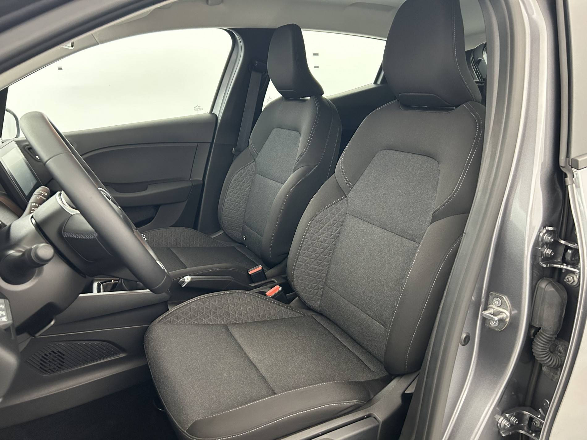 Vente en ligne Renault Clio 5 Clio TCe 90 au prix de 14 100 €