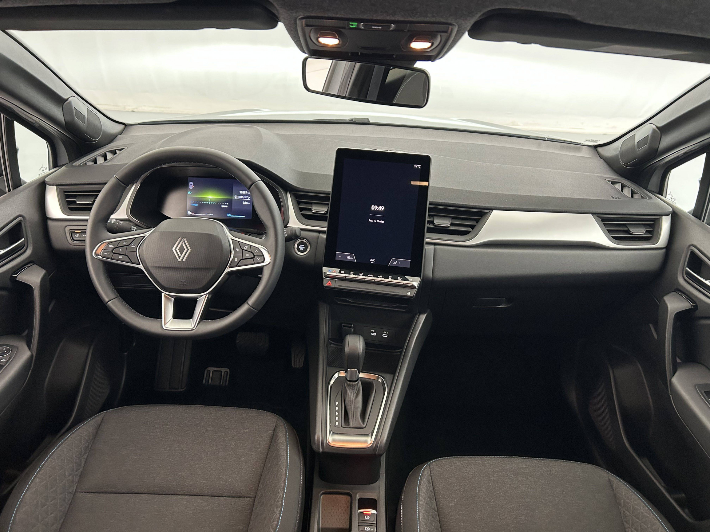 Vente en ligne Renault Symbioz  E-Tech full hybrid 145 au prix de 25 500 €