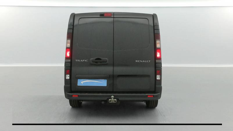 Vente en ligne Renault Trafic Cabine Approfondie TRAFIC CA L1H1 3000 KG BLUE DCI 150 EDC au prix de 27 000 €