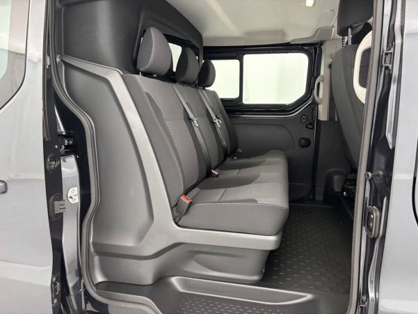 Vente en ligne Renault Trafic Cabine Approfondie TRAFIC CA L1H1 3000 KG BLUE DCI 150 EDC au prix de 27 000 €