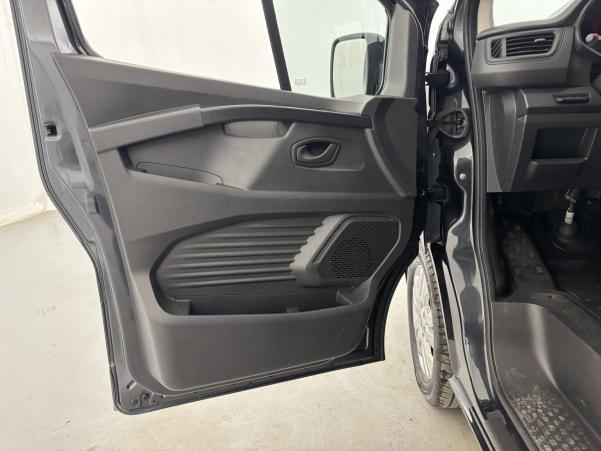 Vente en ligne Renault Trafic Cabine Approfondie TRAFIC CA L1H1 3000 KG BLUE DCI 150 EDC au prix de 27 000 €
