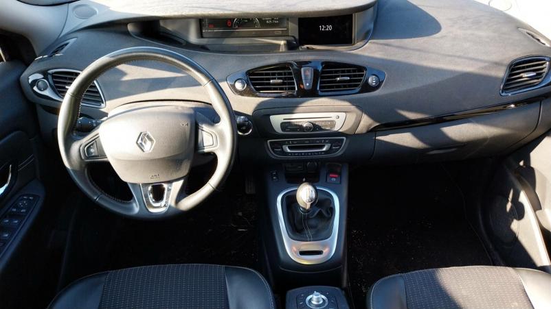 Vente en ligne Renault Scenic 3 Scenic dCi 130 Energy FAP eco2 au prix de 10 500 €